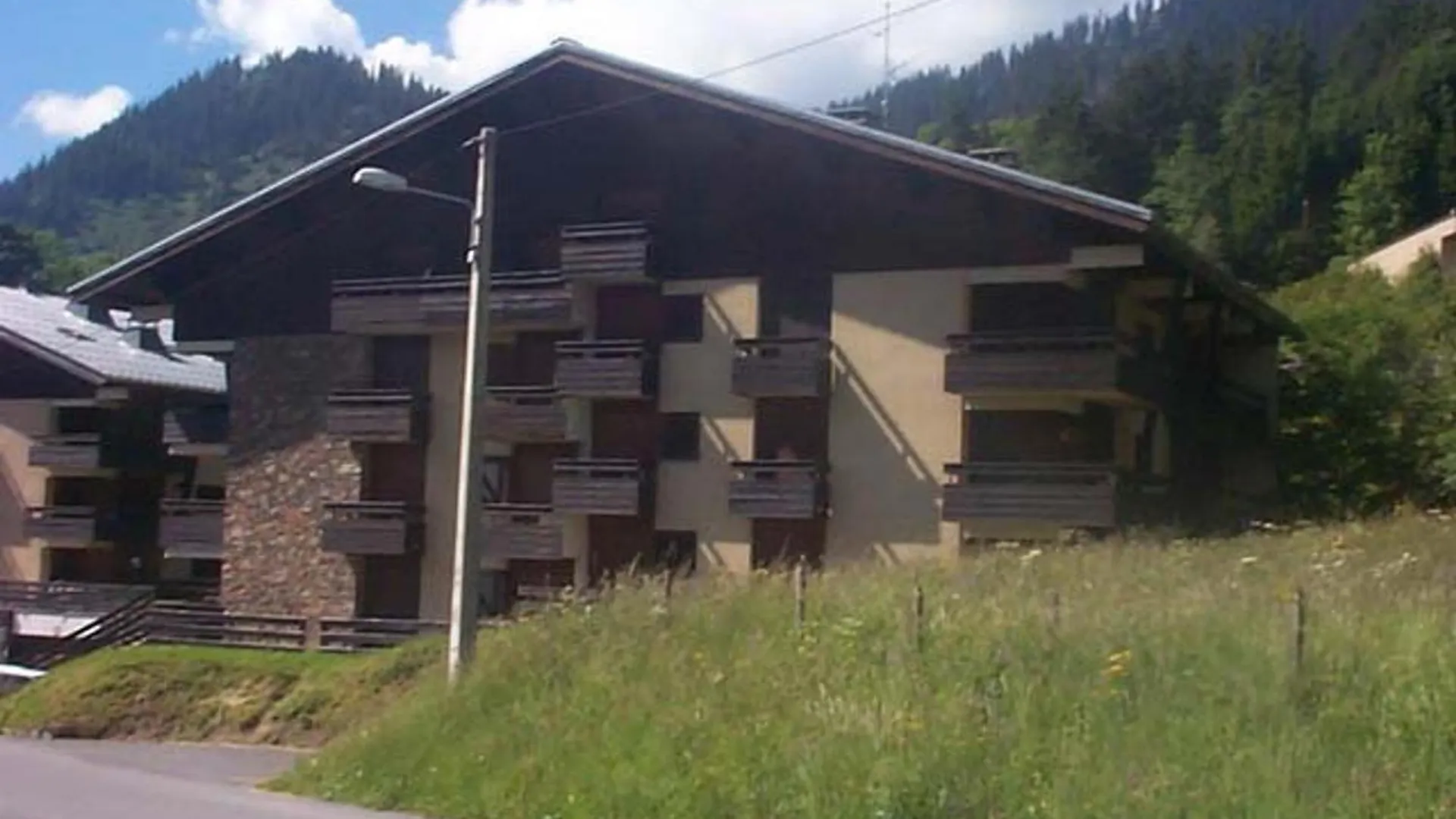 Chalet Cosy Pour 4 Pers. Avec Balcon A Chatel - Fr-1-198-159 France